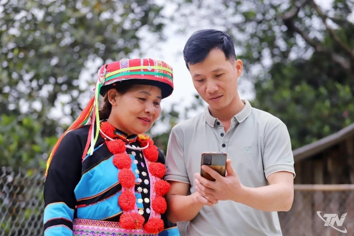 "Cầu nối" người dân và chính quyền