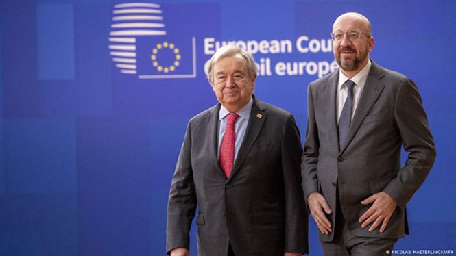 Tổng Thư ký Liên hợp quốc Antonio Guterres (trái) và Chủ tịch Hội đồng châu Âu Charles Michel. (Ảnh: AFP)