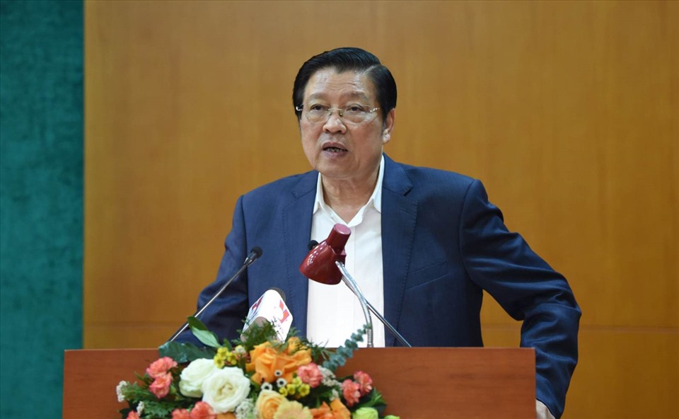 Đồng chí Phan Đình Trạc, Ủy viên Bộ Chính trị, Bí thư Trung ương Đảng, Trưởng Ban Nội chính Trung ương, phát biểu tại Hội nghị. Ảnh: LĐO