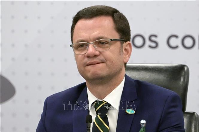 Ông Anderson Torres, khi đang là Bộ trưởng Tư pháp Brazil, tại một cuộc họp ở Brasilia ngày 23/6/2022. Ảnh: AFP/TTXVN