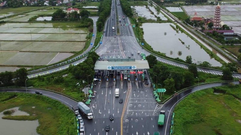 Trạm thu phí Cao Bồ trên tuyến cao tốc Cầu Giẽ - Ninh Bình.