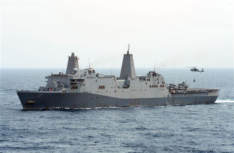 Houthi gần đây đã tăng cường tấn công tàu chiến Mỹ ở Biển Đỏ. Ảnh: AFP/TTXVN