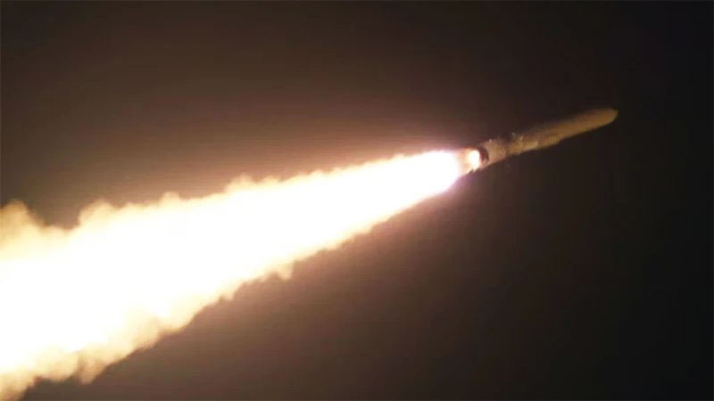 Tên lửa hành trình chiến lược Pulhwasal-3-31 được phóng thử tại một địa điểm ở Triều Tiên. Hình ảnh do KCNA công bố ngày 25/1/2024.