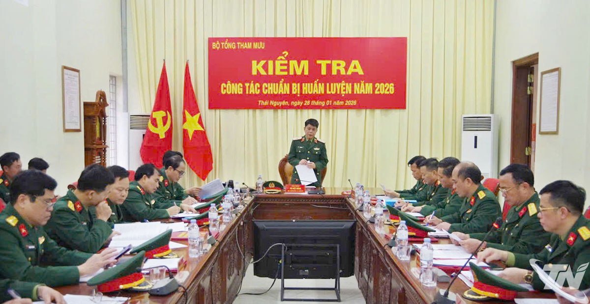 Thiếu tướng Vũ Việt Hùng - Cục trưởng Cục Quân huấn - Nhà trường, Bộ Tổng tham mưu QĐND Việt Nam phổ biến, quán triệt mục đích, yêu cầu kiểm tra