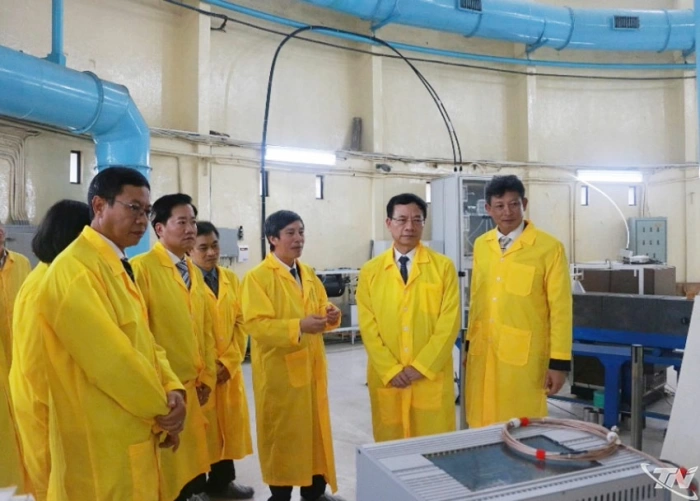 Đẩy mạnh thông tin, tuyên truyền về phát triển, ứng dụng năng lượng nguyên tử