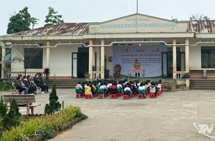 Nhen đốm lửa tri thức ở Đồn Đèn