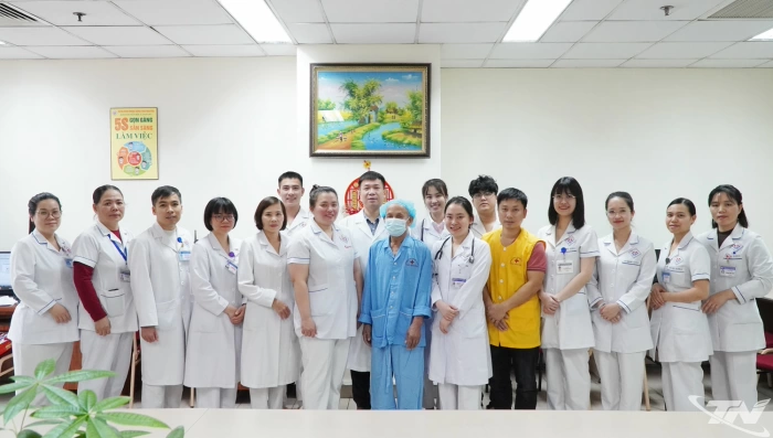 Xuất viện sau 27 ngày ghép tế bào gốc tạo máu tự thân