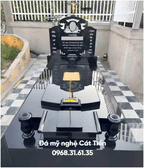 Mẫu mộ đá hoa cương đẹp được Đá Mỹ Nghệ Cát Tiến thiết kế, chế tác và thi công.