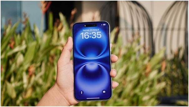 Chip A18 3nm có tốc độ xử lý nhanh hơn.