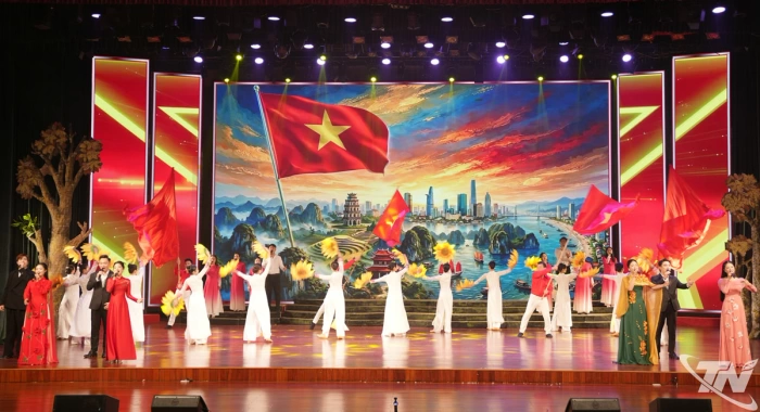 'Mùa xuân từ mạch nguồn' - Bản hòa ca chào mừng Đại hội XIV