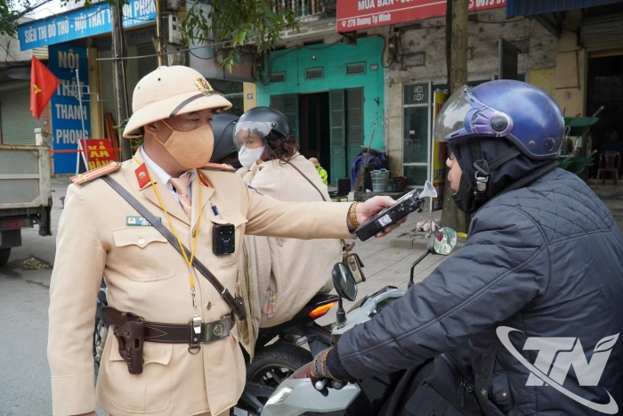 Xử lý gần 1.300 trường hợp vi phạm giao thông dịp Tết Dương lịch 2026