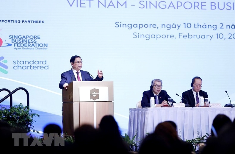 Thủ tướng Chính phủ Phạm Minh Chính phát biểu tại Diễn đàn Doanh nghiệp Việt Nam - Singapore. (Ảnh: TTXVN)
