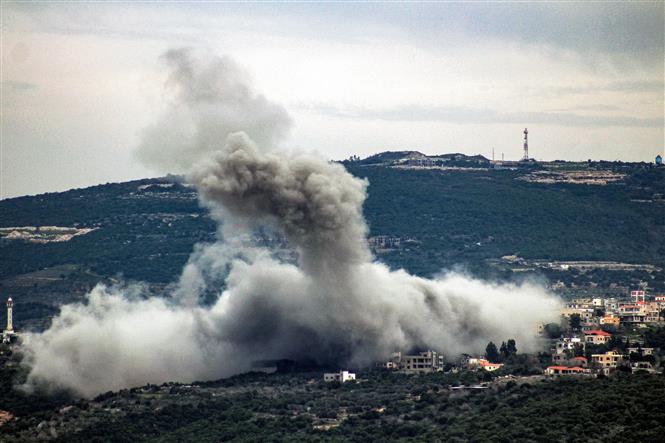 Các cuộc tấn công bằng tên lửa xuyên biên giới giữa Israel và Hezbollah đã gia tăng trong tuần qua cả về phạm vi và quy mô. Ảnh: AFP/TTXVN
