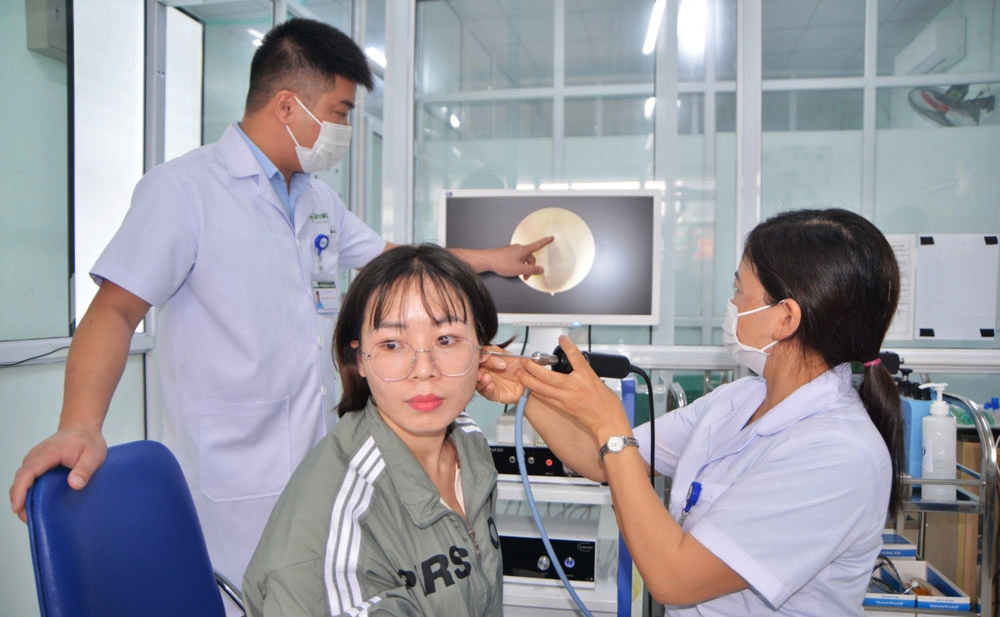Với việc đầu tư máy móc, thiết bị hiện đại, Khoa Tai - mũi - họng của Phòng khám đa khoa Greenlight Điềm Thụy thu hút khá đông bệnh nhân đến khám, điều trị.