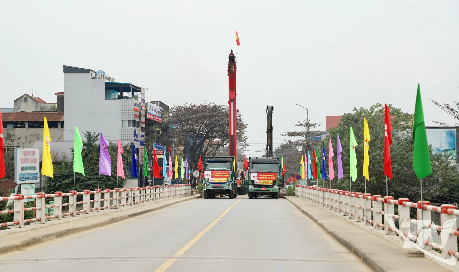 Machinery and equipment ready for construction.