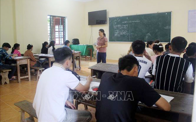 Giờ học tại Trung tâm Giáo dục nghề nghiệp - Giáo dục thường xuyên huyện Lang Chánh (cũ), tỉnh Thanh Hóa.