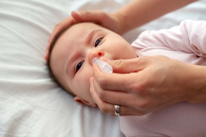 Cách sử dụng nước muối sinh lý cho trẻ sơ sinh hiệu quả theo tình trạng bệnh  - Báo Thái Nguyên điện tử