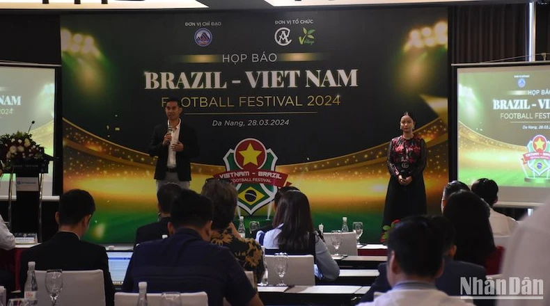 Ban tổ chức thông tin về “Lễ hội Bóng đá Brazil - Việt Nam năm 2024” diễn ra từ ngày 27-28/4 tại thành phố Đà Nẵng.