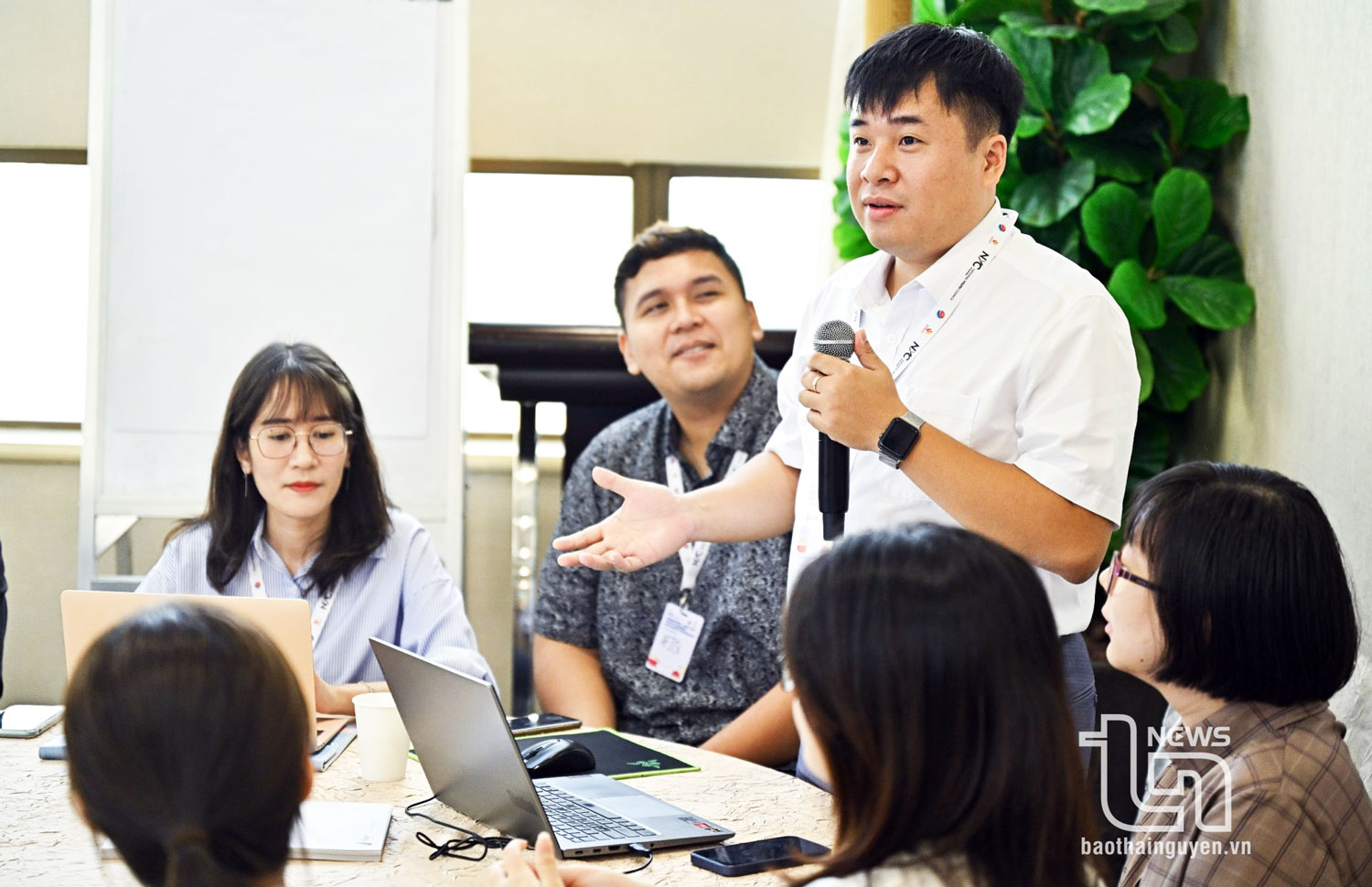 Tiến sĩ Trần Quang Quý tham dự Chương trình đối thoại lãnh đạo trẻ Việt Nam - Singapore do Ủy ban quốc gia về thanh niên Việt Nam và Hội đồng Thanh niên quốc gia Singapore phối hợp tổ chức.