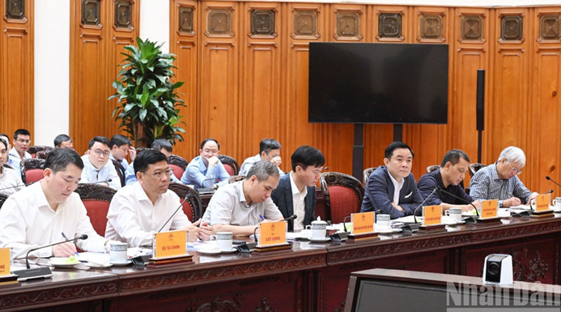 Các đại biểu tham dự cuộc làm việc. (Ảnh: Trần Hải)