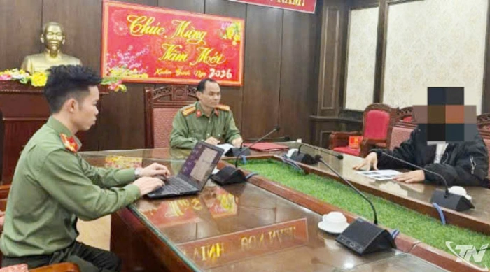 Làm rõ đối tượng tạo lập, quản lý nhóm facebook giả mạo các xã, phường