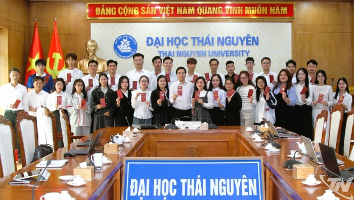 Để học sinh, sinh viên thực hiện tốt quyền và nghĩa vụ công dân