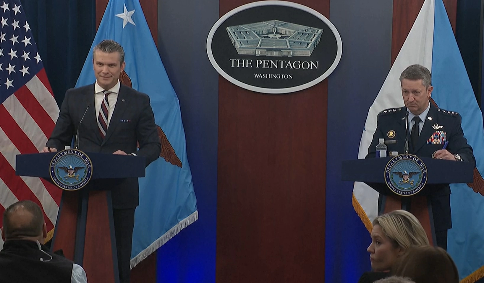 Bộ trưởng Quốc phòng Mỹ Pete Hegseth.