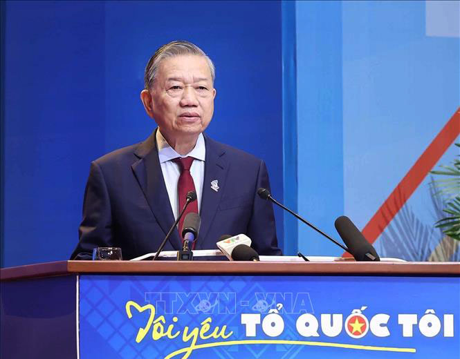 Tổng Bí thư Tô Lâm phát biểu chỉ đạo Đại hội IX Hội Liên hiệp Thanh niên Việt Nam. Ảnh: Thống Nhất/TTXVN