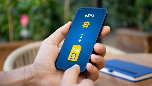eSIM giúp tiết kiệm diện tích phần cứng.