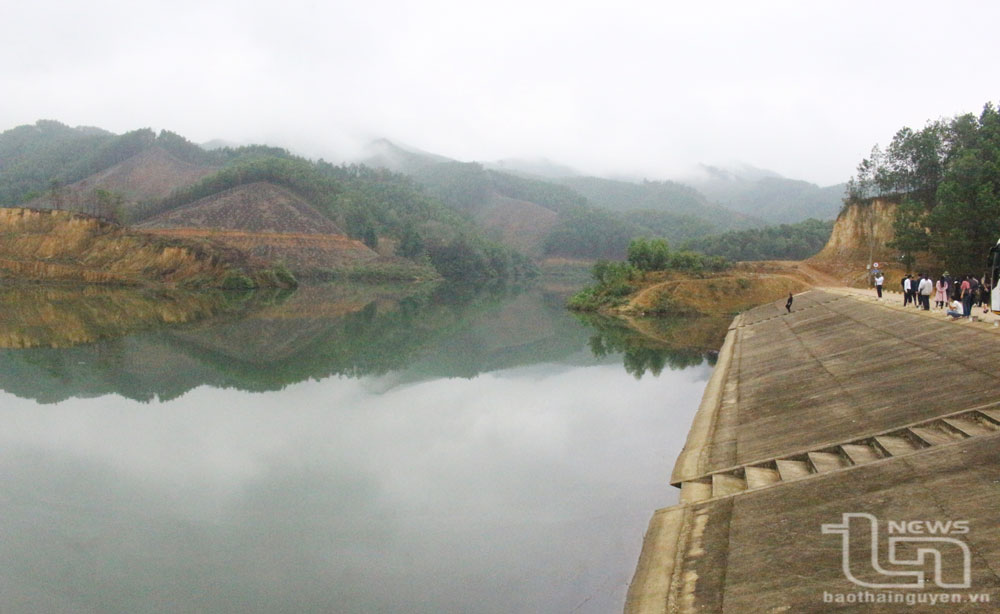 Dự án xây dựng hồ chứa nước Vân Hán hoàn thành trong năm 2022 góp phần đảm bảo nước tưới phục vụ sản xuất cho hơn 300ha đất nông nghiệp.