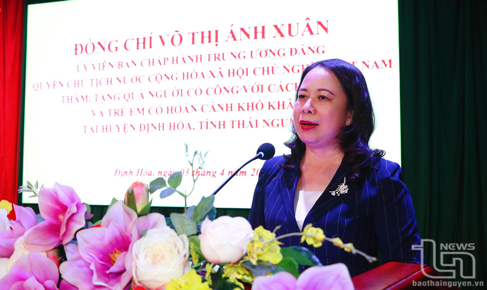 Quyền Chủ tịch nước Võ Thị Ánh Xuân phát biểu tại Chương trình.