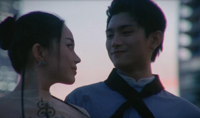 Linh Ngọc Đàm và GREY D trong MV mới