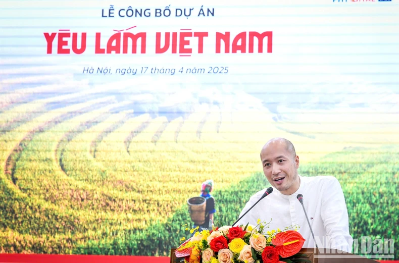 Nhạc trưởng Đồng Quang Vinh mong muốn những dự án như “Yêu lắm Việt Nam” sẽ được chia sẻ rộng rãi.