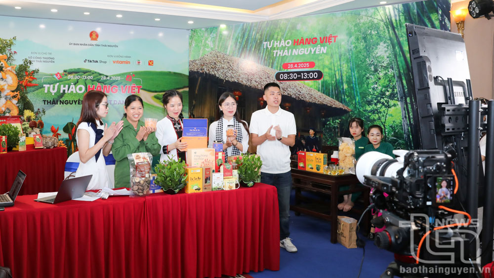 phiên Megalive quảng bá và bán sản phẩm trực tuyến các sản phẩm đặc trưng, tiêu biểu của tỉnh Thái Nguyên.