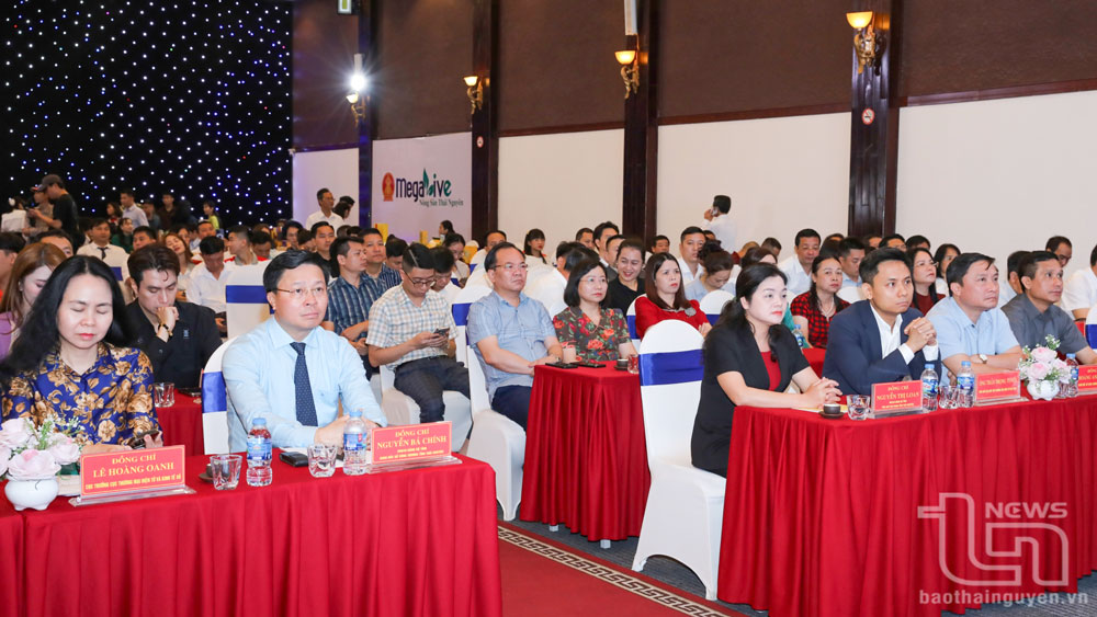 Các đại biểu dự Hội nghị.