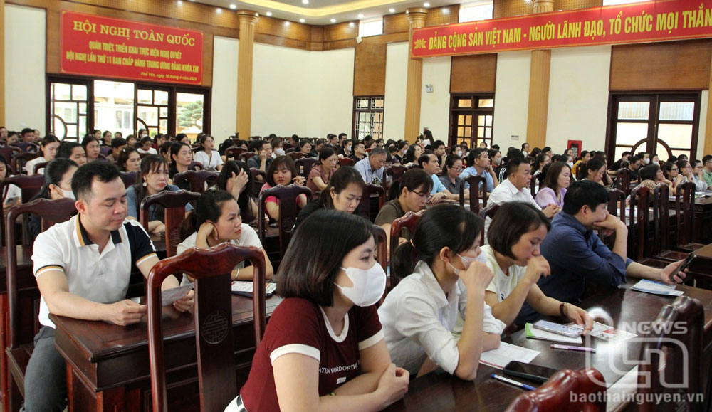 Học viên dự lớp tập huấn.