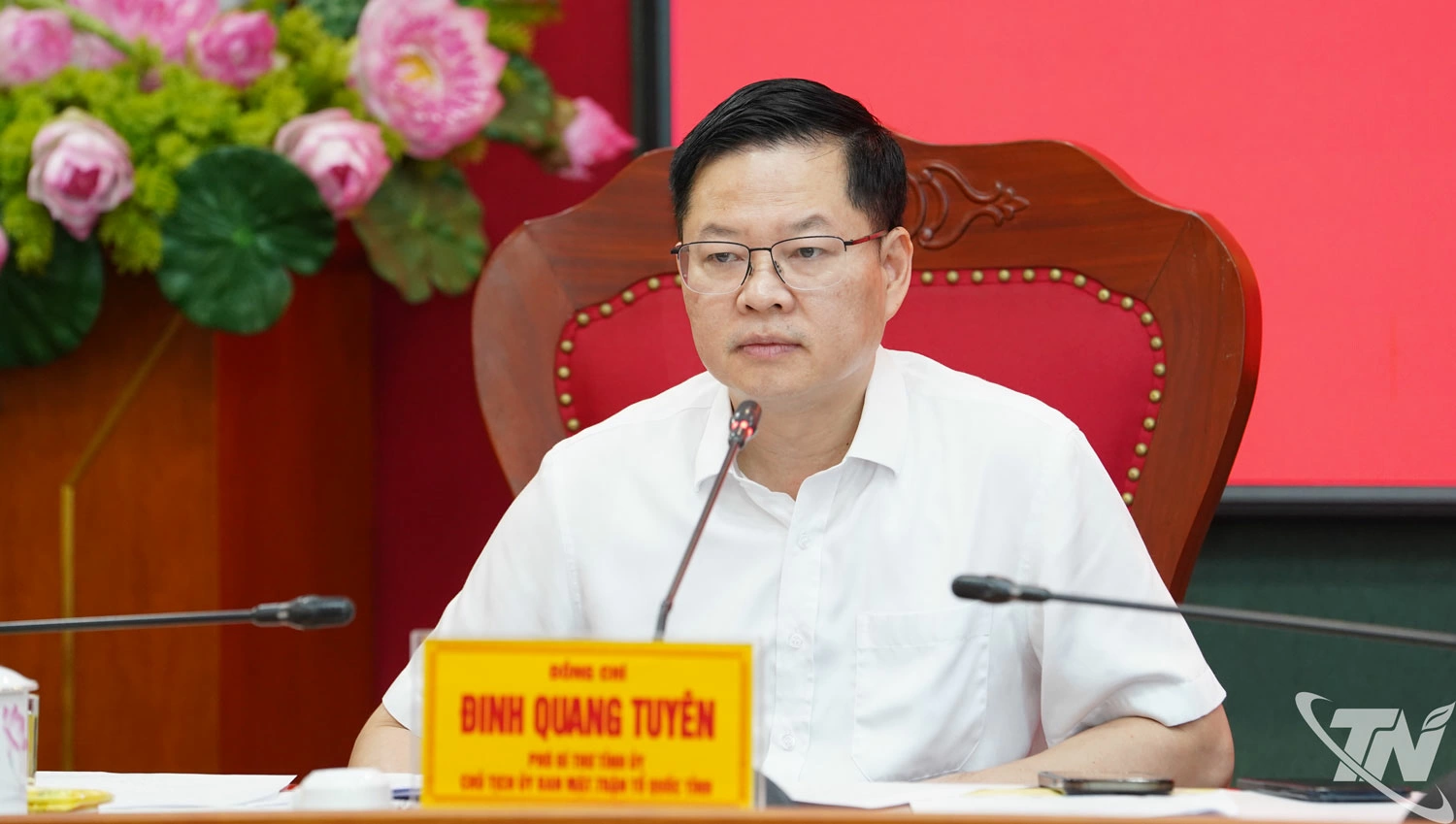 Đồng chí Đinh Quang Tuyên phát biểu tại Hội nghị.