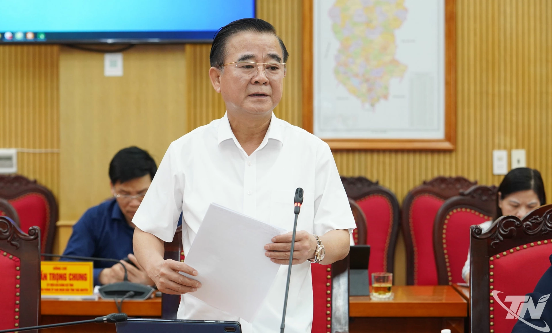 Đồng chí Đỗ Đức Công, Ủy viên Ban Thường vụ Tỉnh ủy, Phó Chủ tịch Thường trực HĐND tỉnh, phát biểu tại Hội nghị.