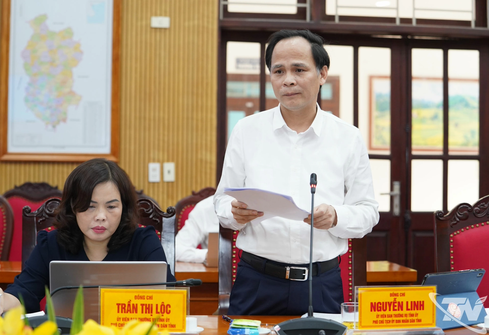 Đồng chí Nguyễn Linh, Ủy viên Ban Thường vụ Tỉnh ủy, Phó Chủ tịch Thường trực UBND tỉnh, phát biểu tại Hội nghị.