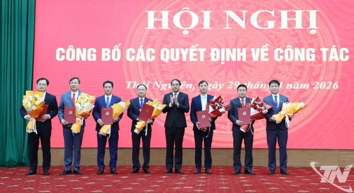 Thái Nguyên công bố quyết định điều động, luân chuyển, chỉ định, bổ nhiệm 39 cán bộ