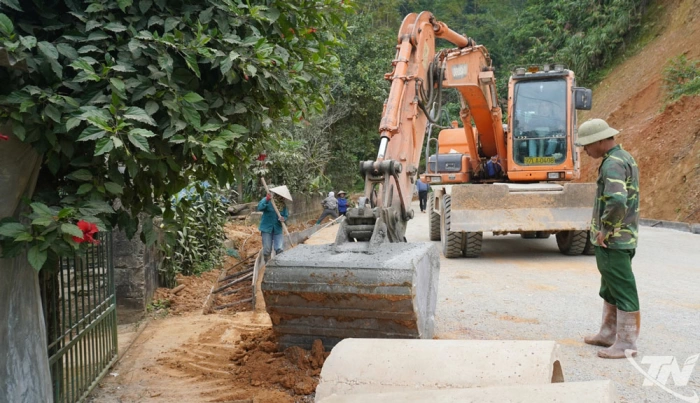 Chủ động phòng tránh sạt lở, bảo đảm giao thông trước mùa mưa bão