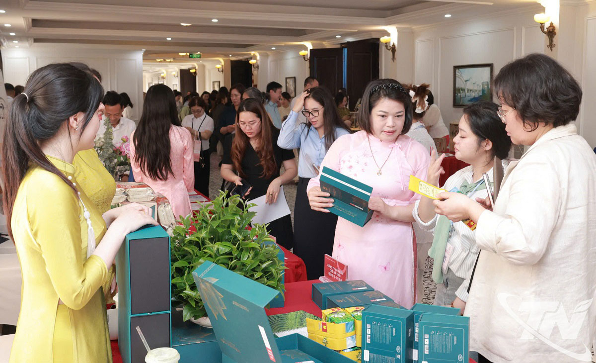 Các sản phẩm địa phương được giới thiệu, quảng bá tới đối tác Hàn Quốc.