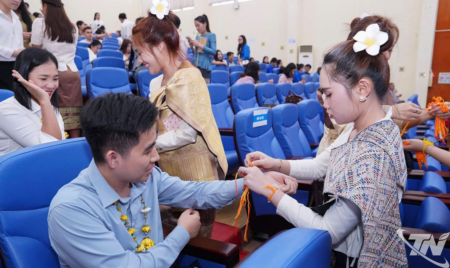 Celebrating the traditional Bunpimay New Year at Thai Nguyen University of Education (Thai Nguyen University).