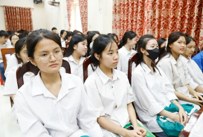 Trang bị kiến thức, kỹ năng khởi nghiệp cho học sinh THPT