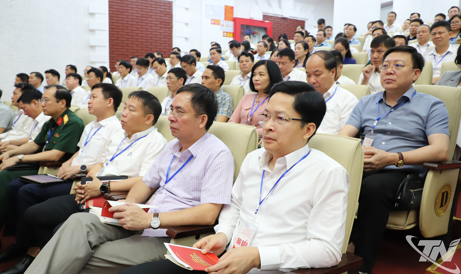 Đại biểu tham dự Hội nghị.