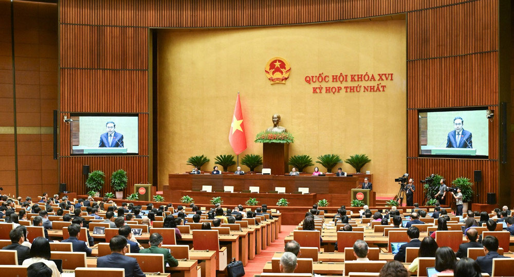 Quang cảnh phiên bế mạc Kỳ họp thứ nhất, Quốc hội khóa XVI.