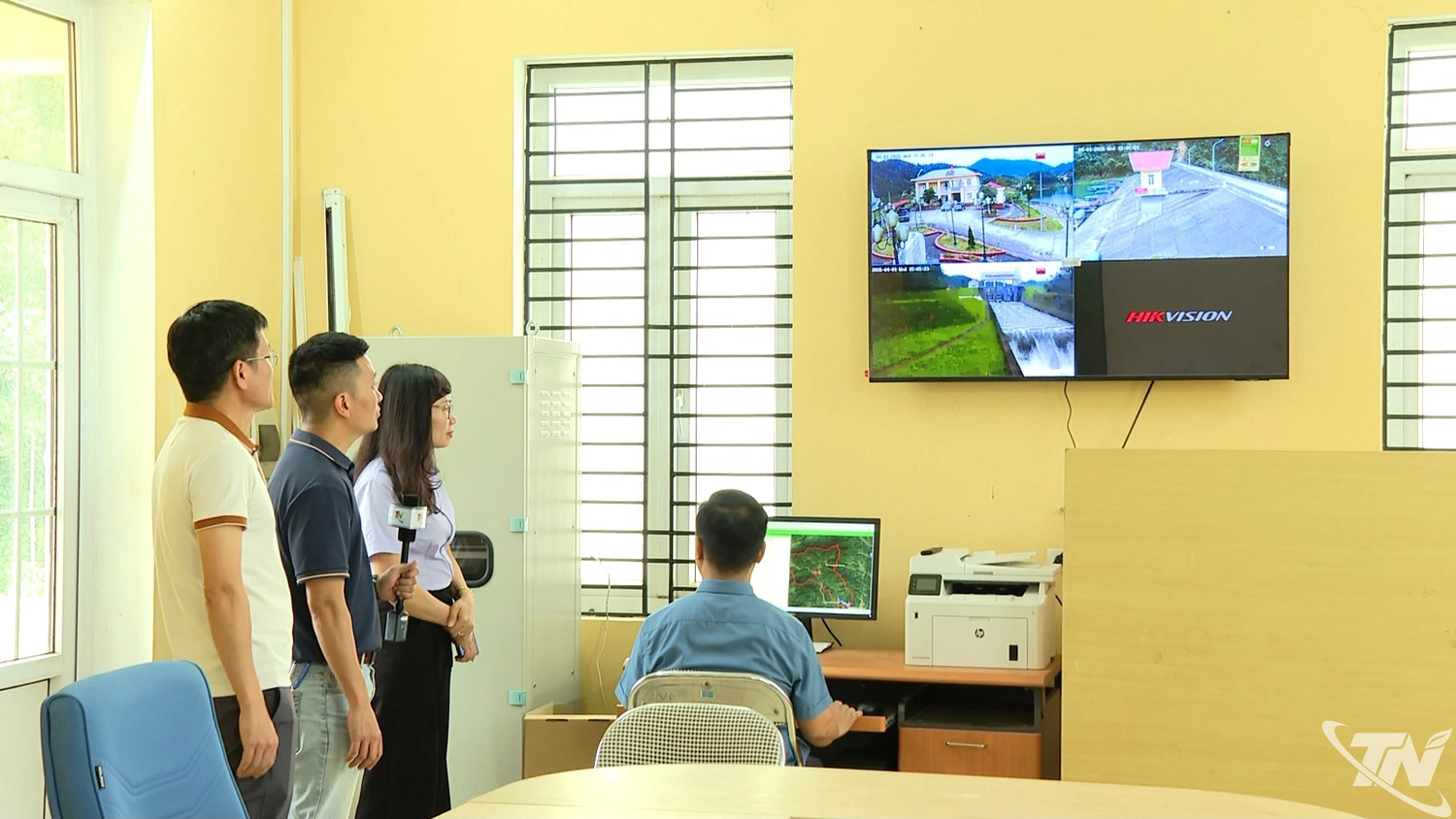 Quy trình vận hành  
hồ Nặm Cắt (xã Phong Quang) 
được số hóa, góp phần nâng cao 
hiệu quả quản lý, bảo đảm  
an toàn công trình.