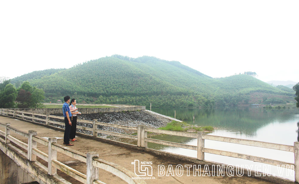 Công tác kiểm tra, đánh giá thực trạng tại hồ Ghềnh Chè được TP. Sông Công phối hợp thực hiện thường xuyên, nhằm đảm bảo an toàn công trình, đặc biệt là trong mùa mưa bão.