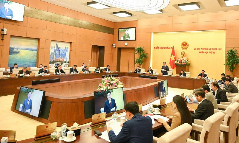 Quang cảnh Phiên họp thứ 22 của Ủy ban Thường vụ Quốc hội ngày 10/4.