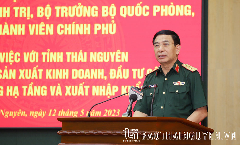 Đại tướng Phan Văn Giang phát biểu tại Hội nghị.
